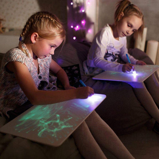 [Ideal Gift] Magic LED Light Drawing Pad - Release the Creativity of Children!